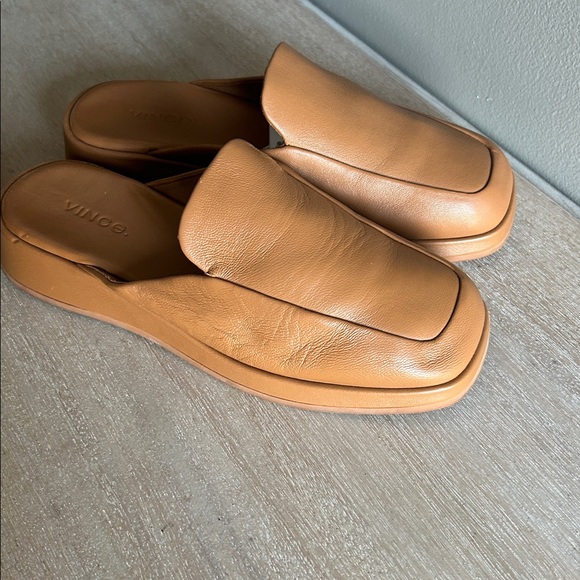 Vince Tan Leather Slide Loafers, Square Toe, minimalist, chic Women’s Size 5 - Picture 2 of 11